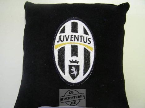 Hímzett Juventus párna 