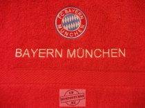 Hímzett Bayern München törölköző