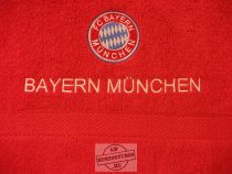 Hímzett Bayern München törölköző